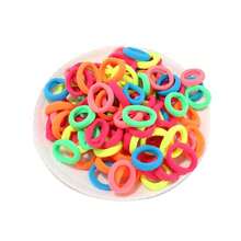 1 包 100 件多色基本头带和发带套装，包括适合马尾辫的夹子和橡皮筋，材质柔软，不伤头发，非常适合日常使用 - 彩色 - 查看 2