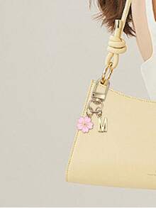 Lindo colgante con forma de flor de cerezo, personalizable con letra inicial y mensaje/nota de amor | Llavero con forma de flor de cerezo | Accesorio personalizable para bolso | Regalo, llavero, accesorio único para teléfono, diseño minimalista, adecuado para carteras y accesorios de teléfono de mujeres, regalo para amigos, familia, novia, accesorio para exteriores, accesorio para fiestas, regalo, recuerdo, accesorio para bolso de mujer, accesorio para coche, regalo para mujeres y niñas - Multicolor - Ver 3