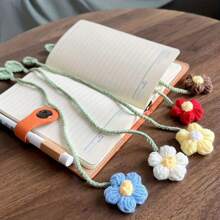 1 Beautiful Hand-Woven Puff Flower Bookmark - Unique Floral Design, The Perfect Gift For Bookworms, Reading Enthusiasts And Literature Lovers (Due To Different Shooting Light And Equipment, As Well As Different Display Parameters, There May Be A Slight Color Difference Between The Actual Object And The Picture, Which Is A Normal Phenomenon) School Supplies,Back To School