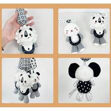 婴儿悬挂式黑白风铃玩具，带 BB 声音，毛绒动物玩具，适合 0-3-6 个月婴儿床/汽车座椅 - 彩色 - 查看 3