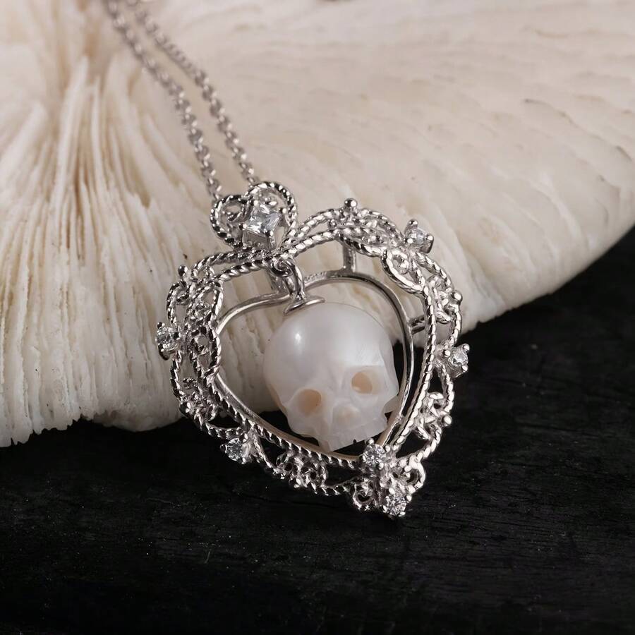 Pearl Skull Necklace Heart Skull Pendant Carved Pearl Pendant Gothic Jewelry White Pearl Pendant Gothic Pendant Skeleton Pendant - 銀色 - 查看 1