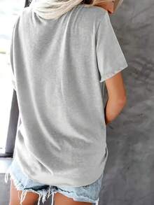 Vintage 1975 Printed Graphic T-Shirt For Women, Retro Casual Tee Showcasing 50 Years Of Charm - Light Grey - View 4