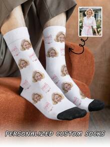 1 paire de chaussettes mi-longues pour femmes avec visages personnalisés. Chaussettes personnalisées avec photos, chaussettes amusantes et personnalisées de longueur moyenne et longue, conviennent pour des occasions comme la Saint-Valentin, les anniversaires et les cadeaux.