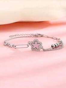 1 件白色花朵和贝壳珠多层链条手链，艺术风格，送给女朋友/最好的朋友的礼物