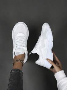 أحذية رياضية منصة خشنة شبكية تنفس للسيدات ، أحذية رياضية كاجوال للركض للربيع