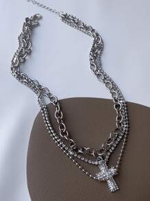 1 pièce Collier ras-du-cou avec charm croix strass