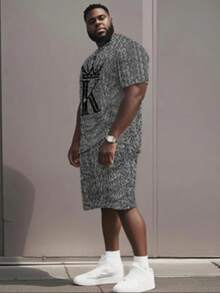 بدلة رياضية كاجوال مطبوع عليها الحرف K باللون الأسود للرجال كبار الحجم، مجموعة قمصان قصيرة الأكمام ذات رسومات حروف وأكسسورات كاجوال مرسومة، بأكمام قصيرة طقم عادي - متعدد الألوان - مشاهدة 3