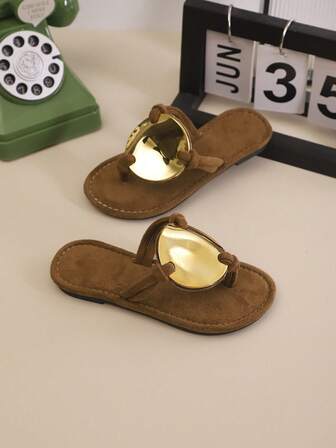 1 Pair Kids' Fashion Casual Cute Anti-Slip Durable Outdoor Metal Buckle Sandals, Children Beach Slippers
