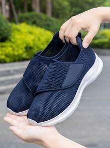 New Adjustable Hook And Loop Elderly Shoes, Middle-Aged & Elderly Parents Swollen Feet Shoes, Men's Extra Wide Shoes For Swollen Feet, Adjustable Strap Postoperative Recovery Shoes, Soft Bottom Lightweight Wide Toe Shoes For Parents (Recommend Ordering One Size Up)