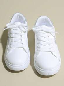 Women's White Heart Shaped Casual Flat Shoes, Fashion, Comfortable, Versatile, Won't Hurt Feet