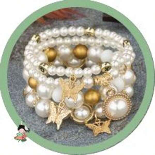 Pulseira de Contas de Pérola para Mulheres com Pingente de Borboleta, Pulseira Elástica Ajustável de Múltiplas Fileiras de Pérolas