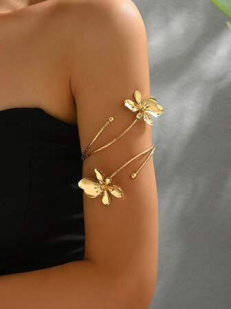 1 件独特的花卉袖口，优雅别致的设计，适合女性日常穿着