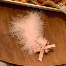 1 音乐节装扮甜美少女羽毛珍珠鸭嘴夹时尚节日风侧脸高级感发夹女头饰蕾丝喇叭领