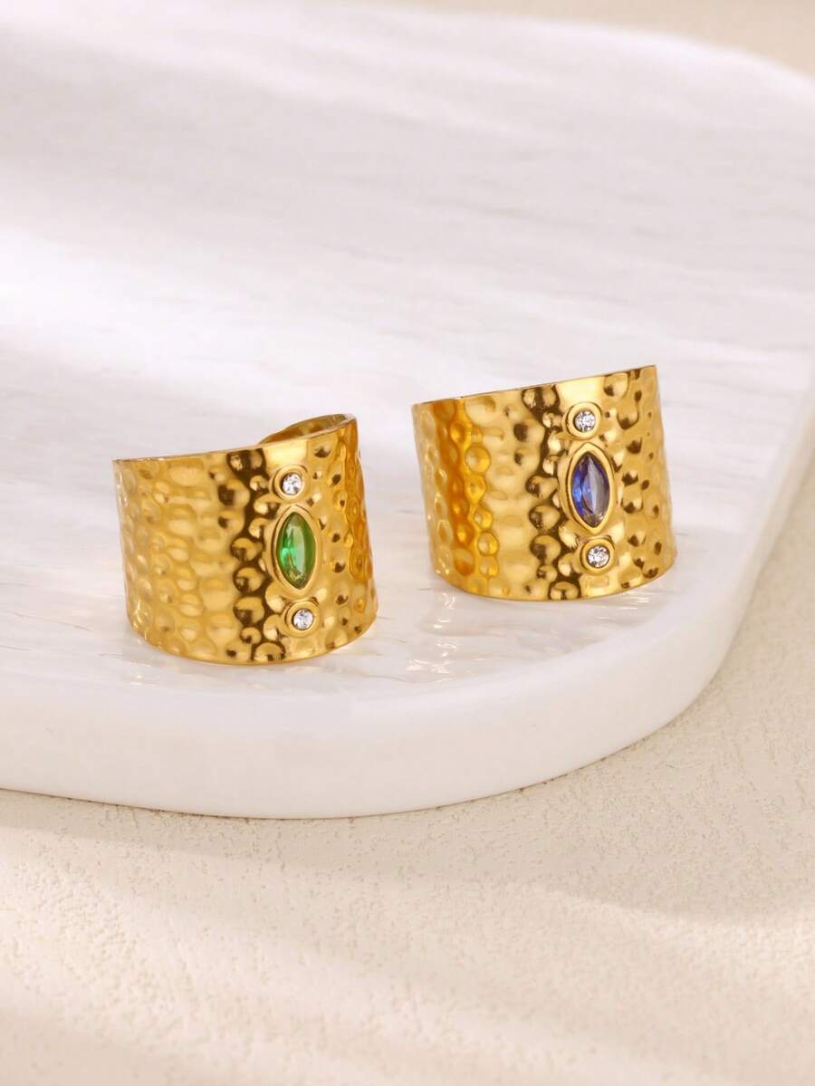 18K镀金不褪色立方氧化锆绿蓝色复古宽版不锈钢戒指，适合女士参加派对、婚礼、度假等场合佩戴，是送给女儿、母亲、闺蜜的绝佳礼物。
