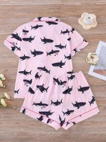 Set de 2 piezas de ropa de dormir con estampado de tiburón lindo para mujer, incluye camisa con cuello de solapa y shorts de cintura elástica, ropa de estar en casa informal para primavera/verano
