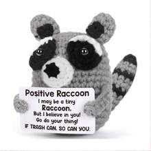 1 pieza de muñeco de peluche hecho a mano con diseño de oveja, ganso, mapache, flamenco, pequeño embrión, gato, pepino, sol, elefante o oso. Estos adorables juguetes de punto son ideales como decoración del hogar, regalos de cumpleaños o de graduación, y también pueden ser un pequeño presente para amigos y familiares con palabras de aliento.