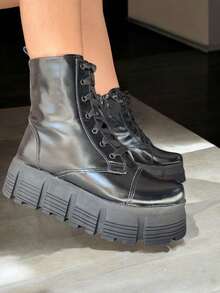 CHUNKY Platform Tractor Boot - Comfort And Style - 黑色 - 查看 8