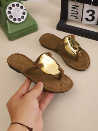1 Pair Kids' Fashion Casual Cute Anti-Slip Durable Outdoor Metal Buckle Sandals Children Beach Slippers