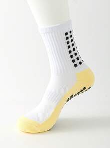 4 Pairs Mid Crew Sport Socks Non Slip Soccer Socks For Football Basketball Training, Running Athletic Outdoor Activities