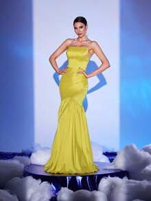 黄色露肩编织系带不对称长款晚礼服