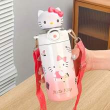 Sanrio 1 Stück Hello Kitty 316 rostfreier Stahl Isolier-Wasserflasche 600ml auslaufsicher mit Strohhalm & Riemen, süßer Buchstabendruck Reise-Trinkbecher für Frauen, Weihnachten Halloween Thanksgiving Geschenk, Urlaubsgeschenk | Charakter-Themen-Trinkflasche