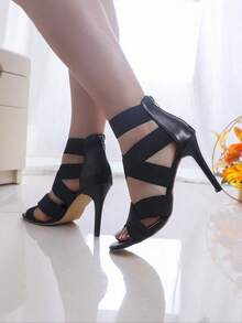 Damen Stiletto-Sandalen mit dünnen Riemen, einfarbiger Oberstoff aus Stoff, Slip-On-Design mit offenem Zehenbereich, Gummisohle, waschbare High Heels - Schwarz - Übersicht 5