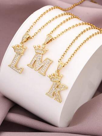 1 pièce Collier de forme de lettre en zircone personnalisé à la mode pour les vacances, les fêtes et le port quotidien des hommes. Cadeau commémoratif pour petit-ami, mari, hommes