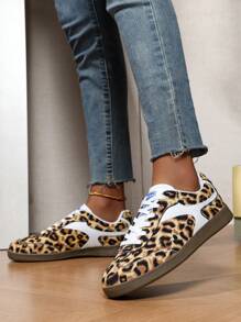 Nuove scarpe da donna piatte con lacci e stampa leopardata, adatte per feste, uso quotidiano, casual, moda sportiva, all'aperto, comodi, scarpe neutre per coppie