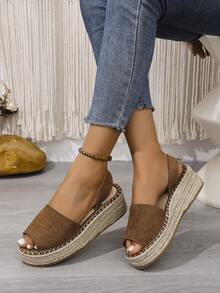 Sandalias de cuña elegantes para mujer con suela de cuerda de estilo bohemio y plataforma gruesa, sandalia de dedo abierta, nueva colección de verano 2025, aptas para la playa, vacaciones, reuniones casuales y uso al aire libre - Marrón - Ver 1