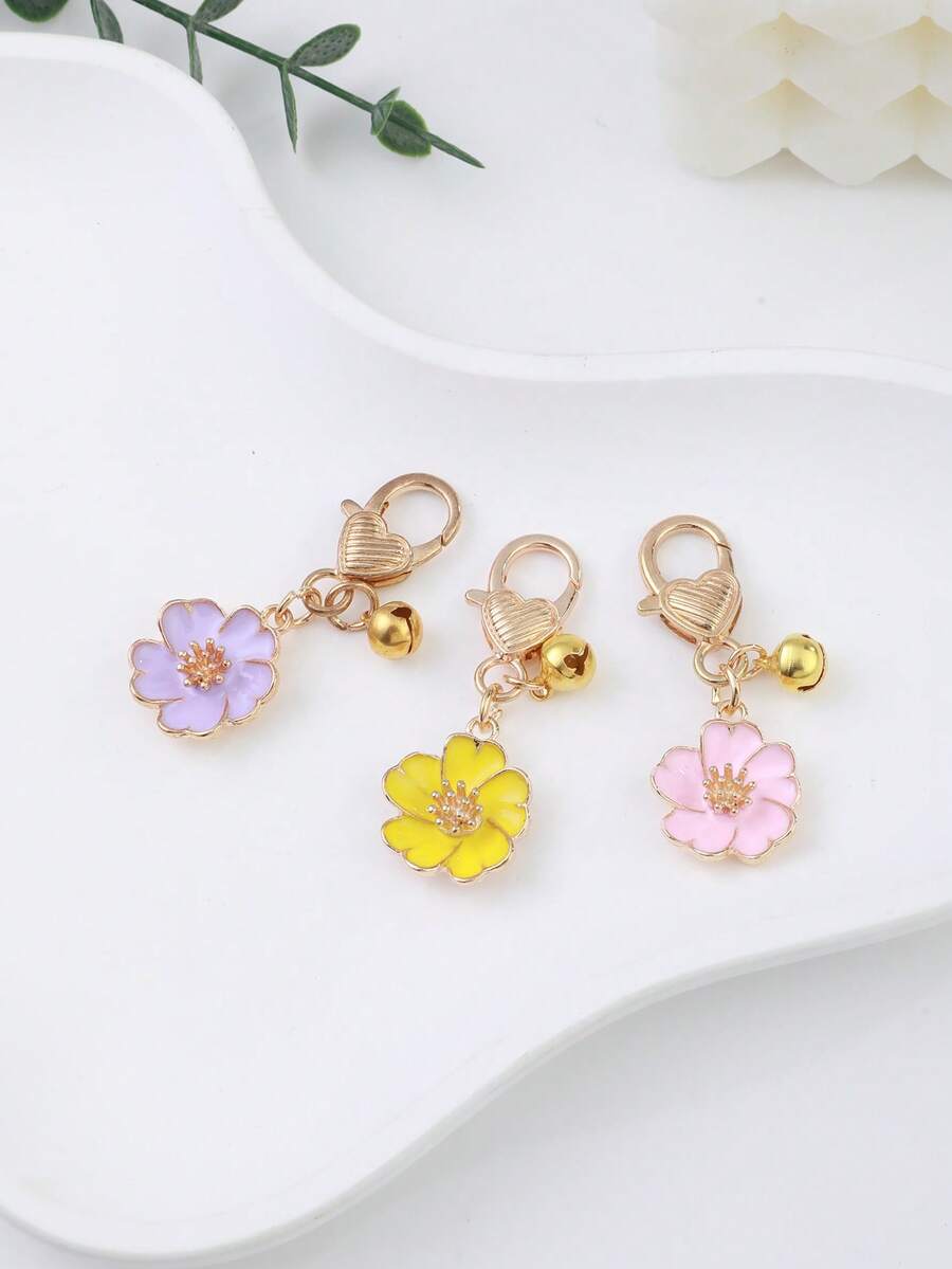 1个樱花钥匙扣，可爱樱花造型，女士包包挂饰，学生闺蜜礼物