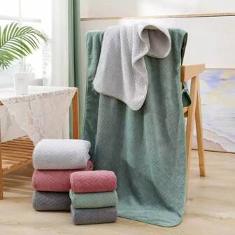 3pcs/Pack Coral Velvet Bath Towels - Soft, Thick, Absorbent - Large Absorbent Bath Towel, Quick Dry, Plus Size Shower Towel, Suitable For Daily Use, Home, Hotels And Special Occasions As Gifts