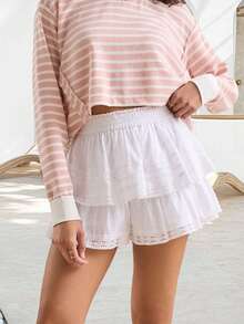 Pantalones cortos de mujer con volantes en capas, sueltos, de patchwork con encaje, de cintura elástica, de color sólido/floral, shorts mini casuales de verano para uso urbano - Blanco - Ver 2