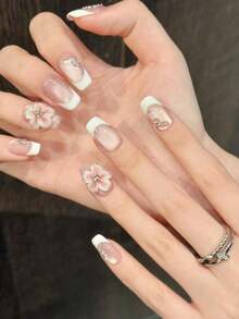 10 件中号方形手压指甲，适合派对和日常佩戴，粉色，粉色指甲，手绘浮雕小花，桃花，方形指甲，易于佩戴 10 件 Y2K 手压指甲，夏季指甲，夏季风格，适合女孩和女士节日派对和日常佩戴。按压指甲 美甲用品 指甲