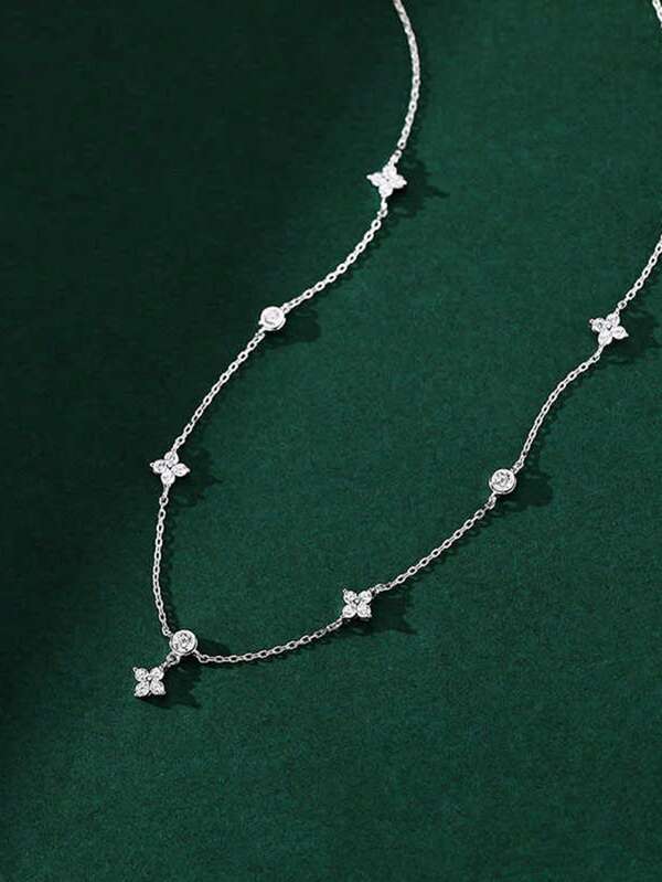1pc Women's Lucky Four-Leaf Clover Necklace, Fashion Luxury Elegant Romantic Unique Small-Brand Design Delicate Choker Suitable For Daily Wear, Party And Gathering