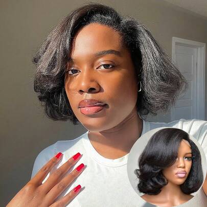 Parrucca bob corta ondulata a strati con riga laterale, capelli sintetici lisci e mossi, lunghezza 10 pollici, densità 180, parte in pizzo 4x1, taglio pixie