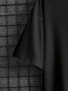 Women's Casual Off-Shoulder T-Shirt With Print - Black - View 3