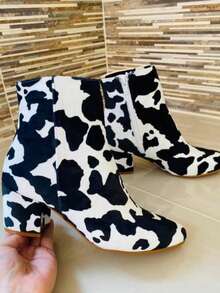 COWBOOTS BOTINES DE VACA/BOTINES COMODOS DE VACA/BOTINES DE MUJER VACA/BOTINES NEGRO Y BLANCO COMODOS  Y2K  Sexy  De moda  Cowboy    COWBOOTS - Blanco y Negro - Ver 5