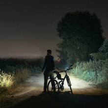 Juego de luces para bicicleta IPX4 resistente al agua, recargable por USB, con 4 modos de iluminación, luz para bicicleta para conducir de noche, escalar, explorar y actividades al aire libre