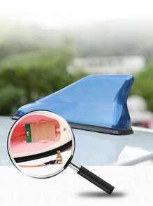 Antena dachowa FM/AM Shark Fin Modified Spoiler – antena dachowa ABS Spoiler Style ze wbudowanym odbiornikiem sygnału, wykończenie lakierem fortepianowym o połysku, stylowy wygląd, opływowy kształt zmniejszający opór wiatru, mocna podstawa klejąca do montażu bez uszkodzeń