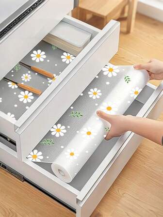 1 Roll Daisy Green Leaves Shelf Liner For Kitchen Cabinets,Non-Adhesive Non-Slip Drawer Refrigerator Liner,EVA Waterproof Fridge Pad Cupboard Mat Easy Placemats.
