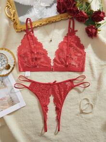 2pcs Plus Size Women Lace Bra And Panty Set With Hollow Bow Decor - Red - View 3