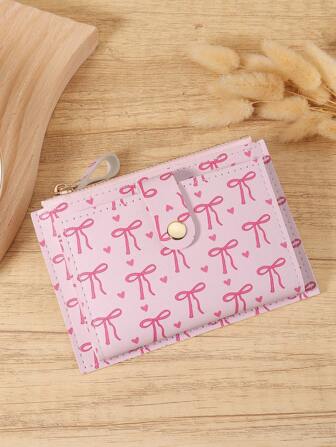 Monedero delgado y ligero con hebilla con diseño de lazo y corazón en color rosa - Tarjetero de moda para tarjetas de crédito, identificación y efectivo. Regalo perfecto para cumpleaños, aniversario, Navidad, Día de San Valentín para amantes, mujeres, señoritas, chicas adolescentes, estudiantes universitarios y escolares. Utiles escolares para la mochila y el dormitorio.