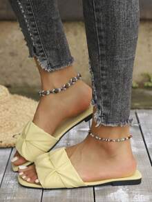 Women's Simple Solid Color Flat Sandals With Pleated One-Strap, Pearl And Flower Transparent Strap Elements, Versatile For Spring And Summer - Light Yellow - View 5