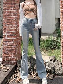 女式休闲洗水喇叭牛仔裤