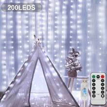1条3米/10英尺长，100/200/300颗LED窗帘灯串，USB供电，可悬挂在窗帘上装饰，8种灯光模式，带遥控器，适用于房间、派对、白色墙面装饰、圣诞节、万圣节、感恩节、返校季等场合。