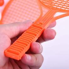 Juego de 4 piezas de mini raquetas de bádminton y tenis de mesa de plástico con 2 pelotas, diseño ligero y duradero, adecuado para adultos, juegos de interior/exterior, regalos de fiesta de cumpleaños, herramientas deportivas (algunos colores son aleatorios)