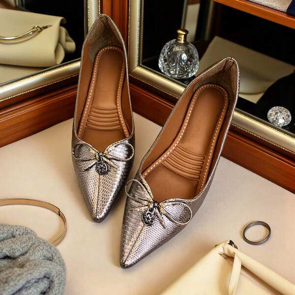 Sapatilha Feminina Lezard Prata Velho | Lacinho – Conforto Ultramoderno, Tecnologia Superior, Durabilidade Garantida.