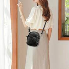 1PC Ladies' Shoulder Bag PU Soft Leather Texture Small Square Bag Simple Middle-Aged Mother Crossbody Bag