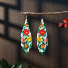 Brincos de borla com contas estilo boêmio feitos à mão AHAYA com pingente de miçangas, joias com design floral para mulheres, elegantes e fofas, adequadas para uso diário, festas, dia dos namorados, presente de Natal