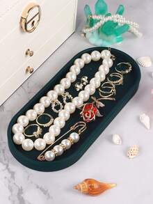 1 tavă pentru depozitarea bijuteriilor, capabilă să țină coliere, brățări, inele, cercei, unelte mici și cosmetice, potrivită pentru brățări cu mărgele, coliere, cercei, expuneri în magazin sau acasă